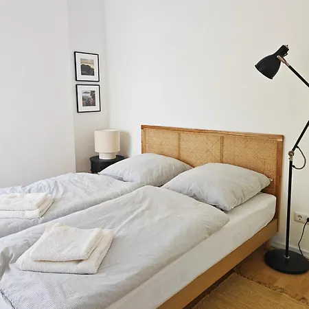 Stilvolle Mit Terrasse Im Gruenen Heidenau (Saxony)