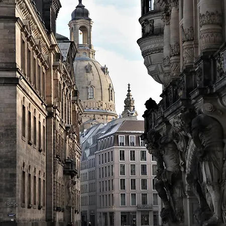 Lägenhet Stilvolle Mit Terrasse Im Gruenen Heidenau (Saxony)